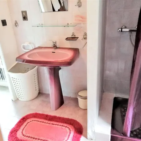Apartman A Avec Jardin