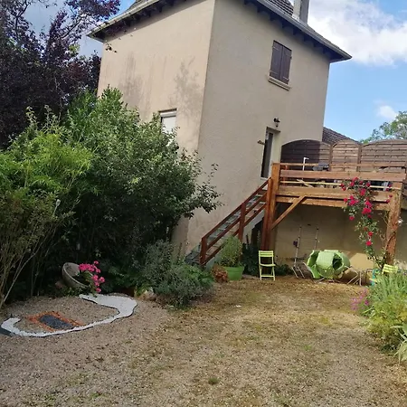 Apartment A Avec Jardin