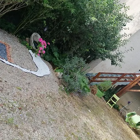 Apartment A Avec Jardin Villeneuve-d'Aveyron