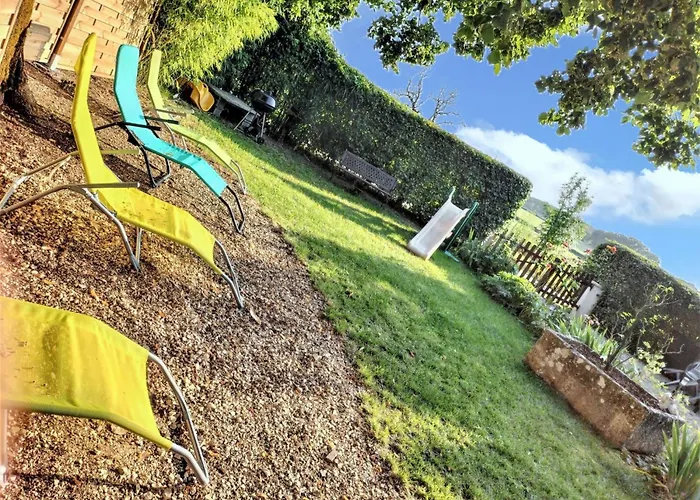 A Avec Jardin * Villeneuve-d'Aveyron